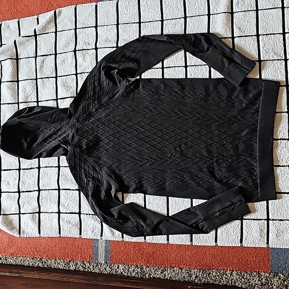 STUNNING LULULEMON REST LESS Hoodie black cable texture - Picture 10 of 12